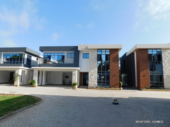 Executive 4 bedroom apartment in a secure villa with modern finishing| Benford Homes Listings
