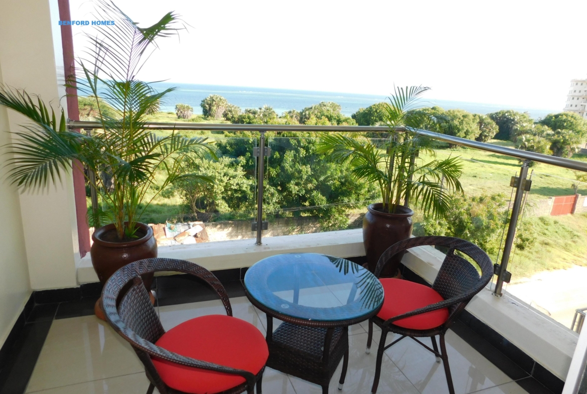 Panoramic balcony view off a lavish 3 bedroom furnished sea view apartment| Benford Homes