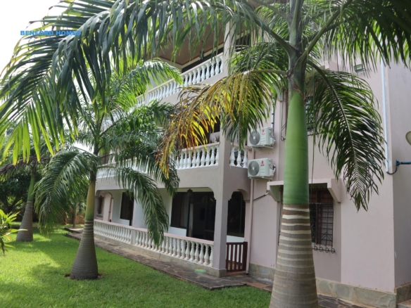 Executive 1 and 2 bedroom apartments fully furnished with trees and lush lawns| Benford Homes