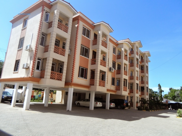 4 bedroom apartment on sale in a lavish high rise building| Benford Homes Listings