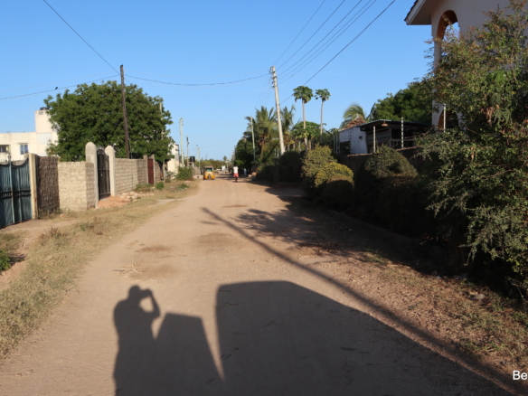 Rectangular shape Quarter acre plot 200 meters off New Malindi road| Benford Properties